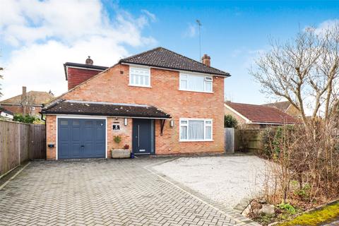 4 bedroom detached house for sale, The Bourne, Hampshire GU52