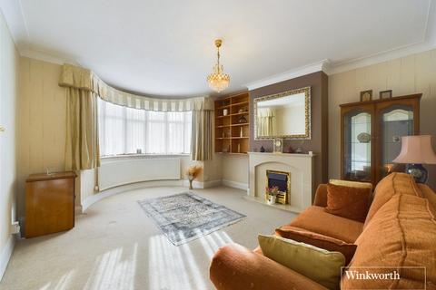 3 bedroom semi-detached house for sale, Valley Drive, Kingsbury NW9