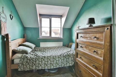 3 Nettleton Garth, Burstwick, Hull, HU12 9DY