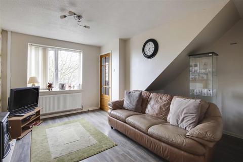 2 bedroom townhouse to rent, Landmere Gardens, Mapperley NG3