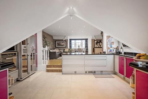 undefined, Warwick New Road, Leamington Spa, Warwickshire CV32 6AA