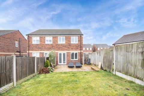 3 bedroom semi-detached house for sale, Well Hill Drive, Doncaster, South Yorkshire