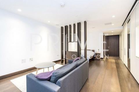 Studio to rent, Kings Gate Walk, London SW1E