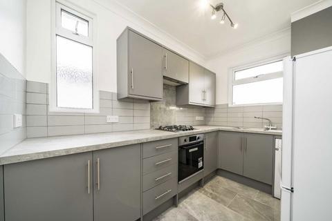 2 bedroom flat for sale, Franciscan Road, London SW17