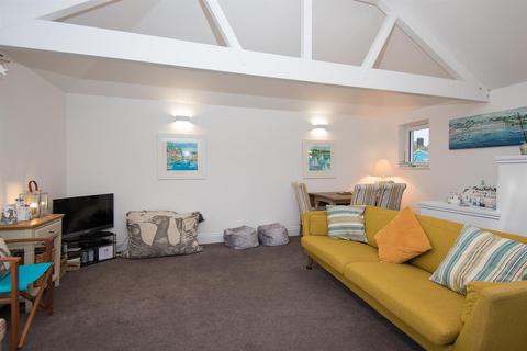 2 bedroom detached house for sale, Penryn