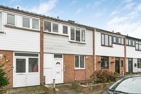 Crowmarsh Gardens, London