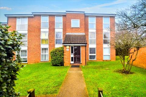 2 bedroom flat for sale, Cranston Close, Ickenham