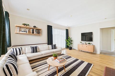 24 Cave Crescent, Cottingham, HU16 5LA