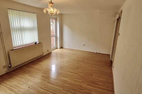 3 bedroom terraced house for sale, LUTON, LU2