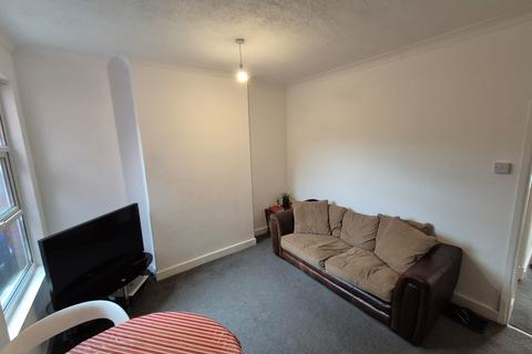 2 bedroom terraced house for sale, Merrivale Road, Smethwick B66