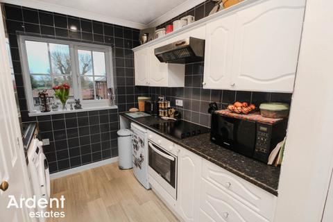 1 bedroom apartment for sale, St Marys Court, Maldon