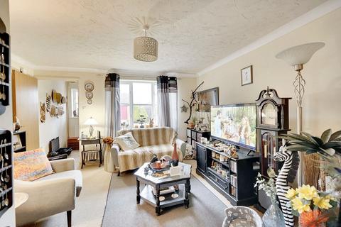 2 bedroom maisonette for sale, Corsican Pine Close, Newmarket CB8