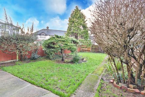 3 bedroom semi-detached house for sale, Claremont Avenue, New Malden