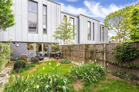 3 bedroom terraced house for sale, Patio Close, Clarence Avenue, London