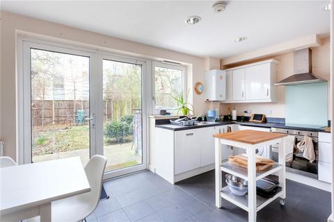 3 bedroom terraced house for sale, Patio Close, Clarence Avenue, London