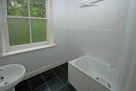 2 bedroom flat to rent, Gledhow Hall, Gledhow Lane, Roundhay, Leeds, LS8