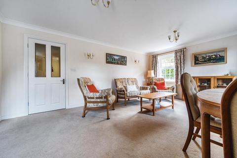 2 bedroom flat for sale, Newbury,  Berkshire,  RG14