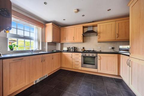 2 bedroom flat for sale, Newbury,  Berkshire,  RG14