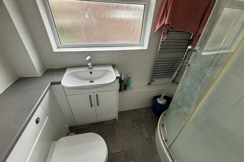 1 bedroom flat to rent, Newnham Street, Chatham, ME4