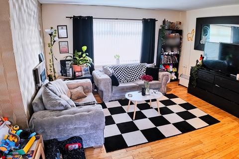 undefined, Causeway, Gateshead NE9