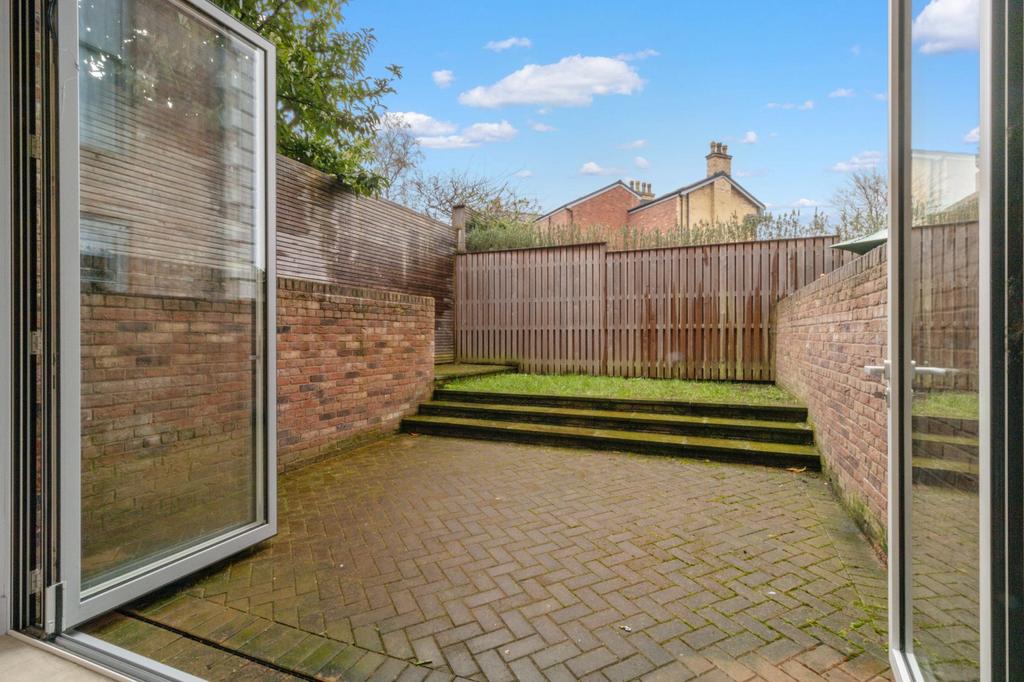 Courtyard Garden