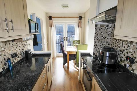 1 bedroom apartment for sale, New Road, Littlehampton BN17