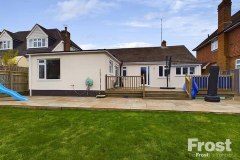 23 Wharf Road, Wraysbury, Staines-upon-thames, TW19 5JQ