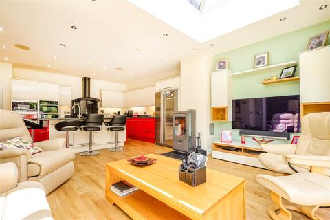 4 bedroom end of terrace house for sale, Headley Road, Liphook, Hampshire, GU30