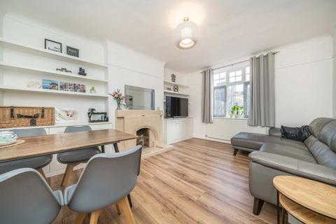 3 bedroom flat for sale, Birkenhead Avenue, Kingston Upon Thames KT2