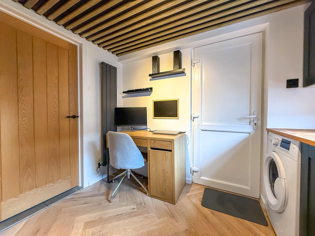 Office/Utility
