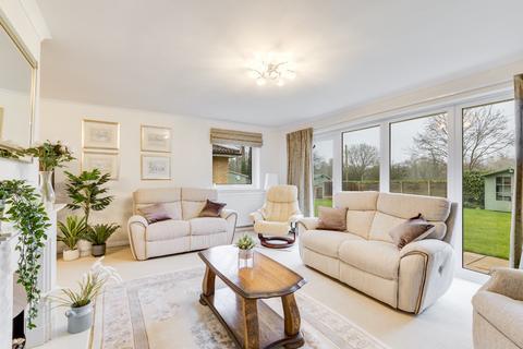 4 bedroom detached house for sale, St. Ives Close, Welwyn, Hertfordshire, AL6