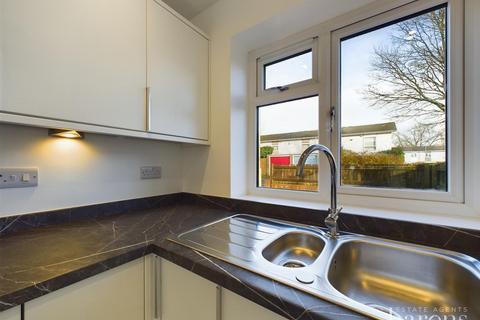 331 Abbey Road, Popley, Basingstoke, RG24 9EH