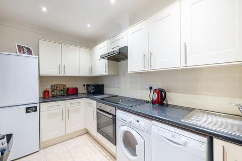 1 bedroom flat for sale, Nutfield Close, Carshalton, SM5