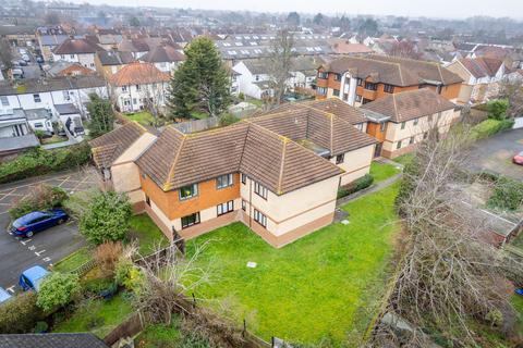 28 Nutfield Close, Carshalton, SM5 2RQ