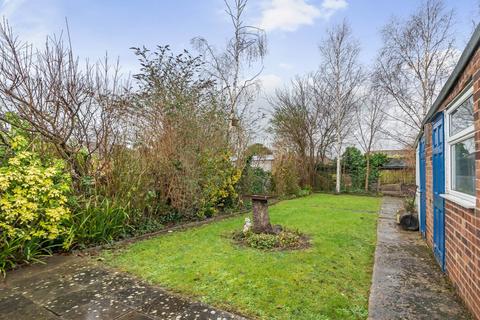 2 bedroom semi-detached bungalow for sale, Heronscroft, Putnoe