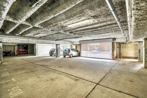 undefined, Reading,  Berkshire,  RG1