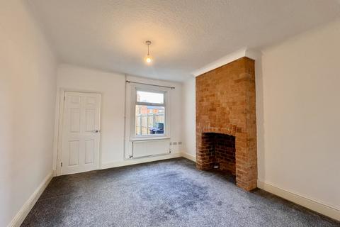 3 bedroom end of terrace house to rent, Chandos Street, Netherfield, Nottingham