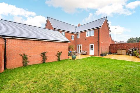 4 bedroom detached house for sale, Winters Way, Steeple Claydon, Buckinghamshire, MK18