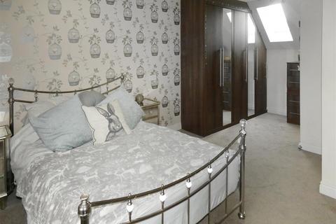 31 Cheal Way, Wick, Littlehampton, BN17 6FL
