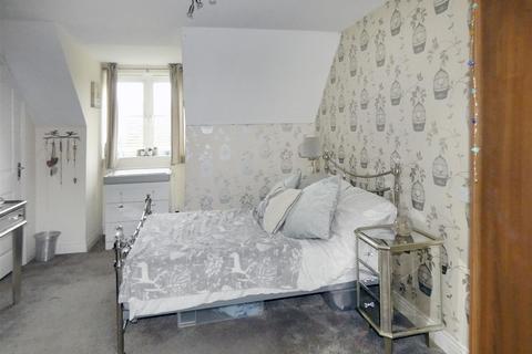 31 Cheal Way, Wick, Littlehampton, BN17 6FL