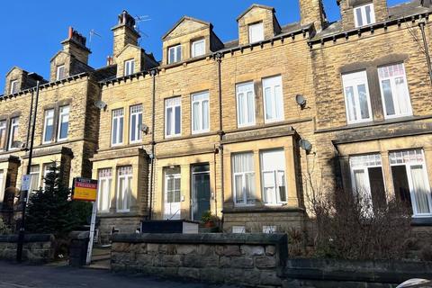 St Mary's Avenue, Harrogate