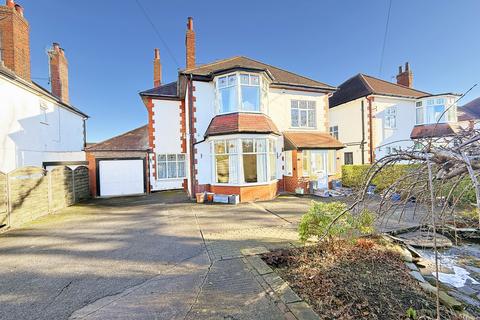 4 bedroom detached house for sale, Leeds Road, Harrogate