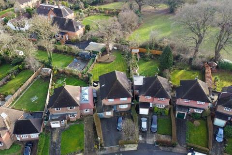 42 Raisins Hill, Pinner, HA5 2BS