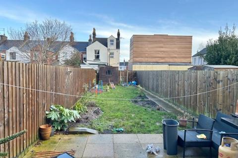 3 bedroom semi-detached house to rent, Ferndale Road, Exeter