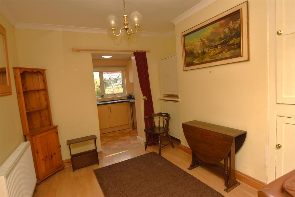 Lounge/Diner - Dining Area