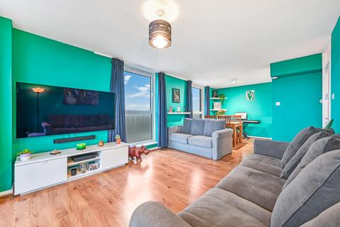 2 bedroom apartment for sale, Turnpike Link, East Croydon, CR0