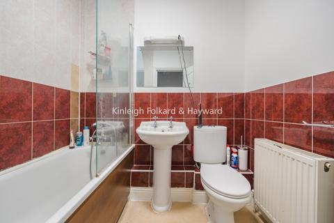 2 bedroom apartment to rent, Leathermarket Court London Bridge SE1