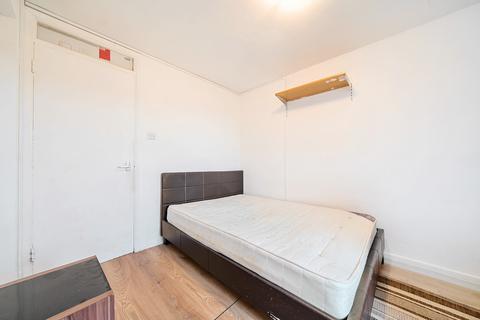 2 bedroom apartment for sale, Maskell Road, London