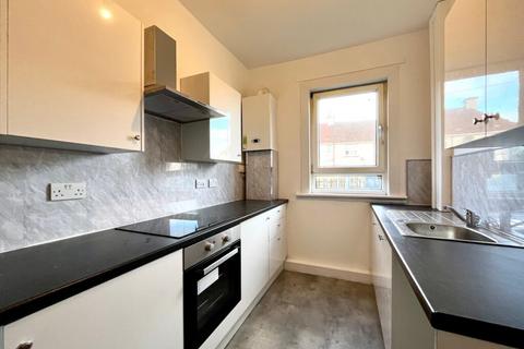 2 bedroom flat to rent, 6 Oak Place Coatbridge ML5 4QT