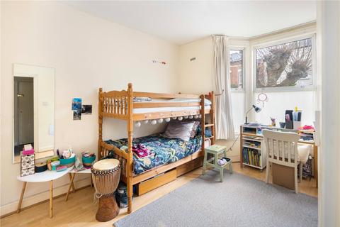 2 bedroom flat for sale, Mount Pleasant Lane, Upper Clapton, London, E5